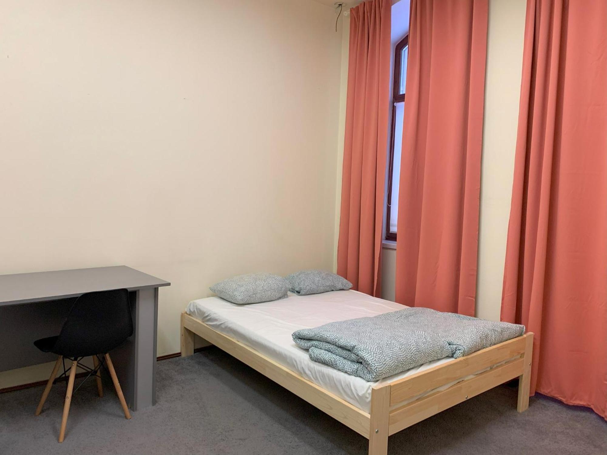 To Be Hostel Krasków Eksteriør bilde