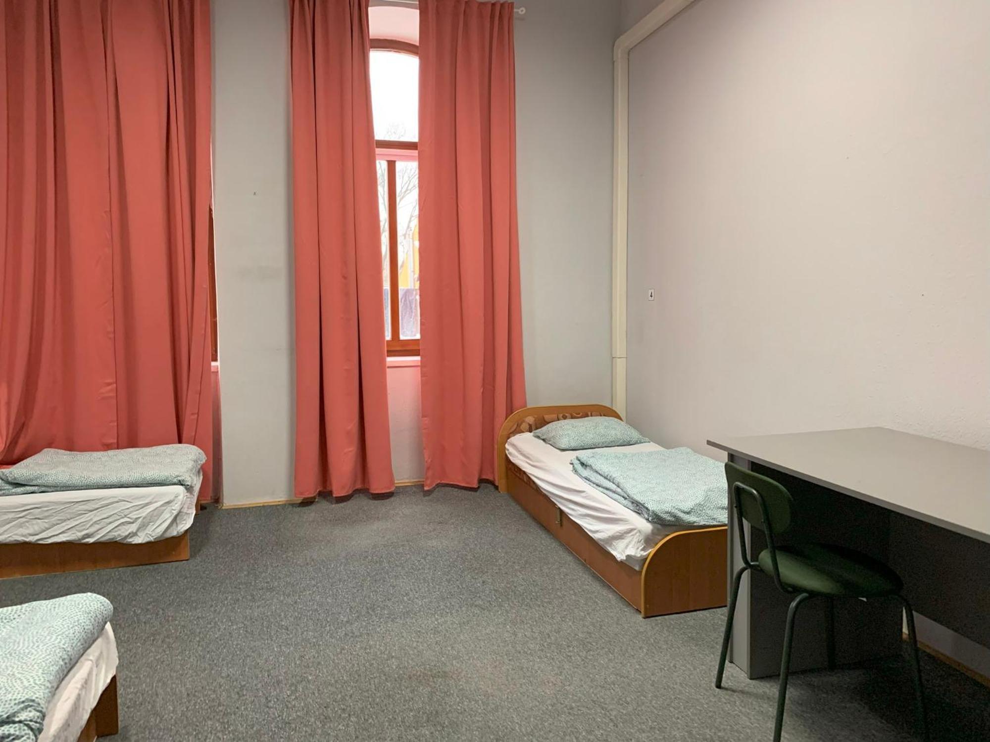To Be Hostel Krasków Eksteriør bilde